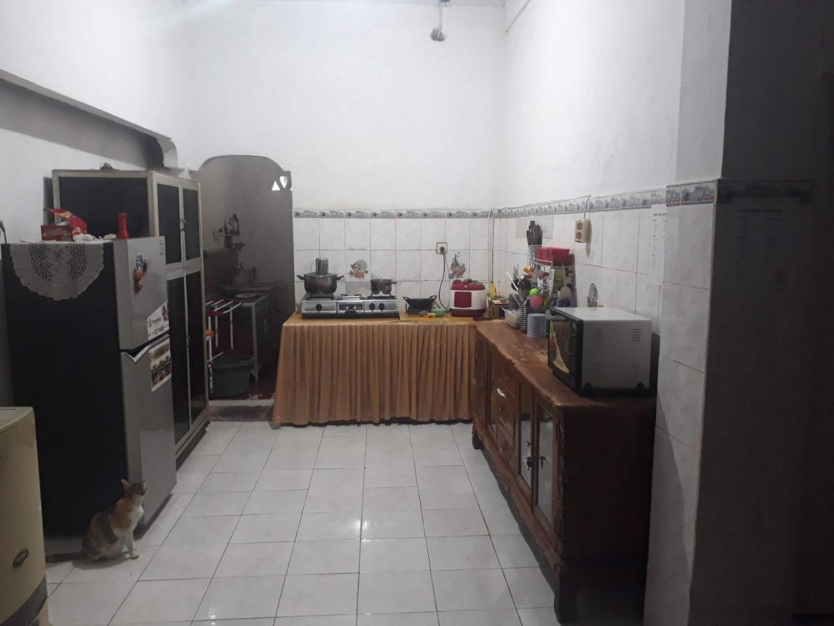 Bumimi Homestay Painan Exterior photo
