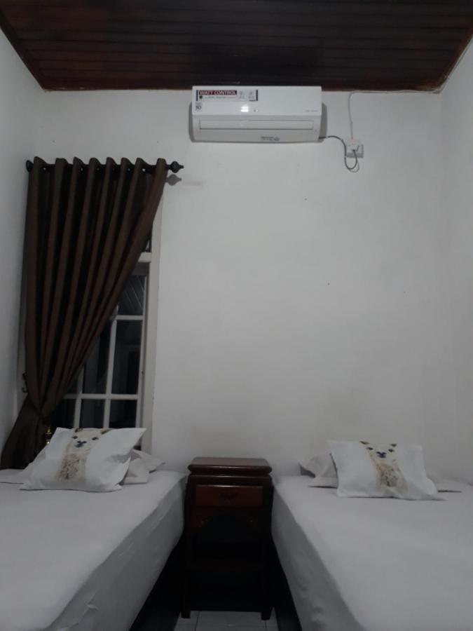 Bumimi Homestay Painan Exterior photo