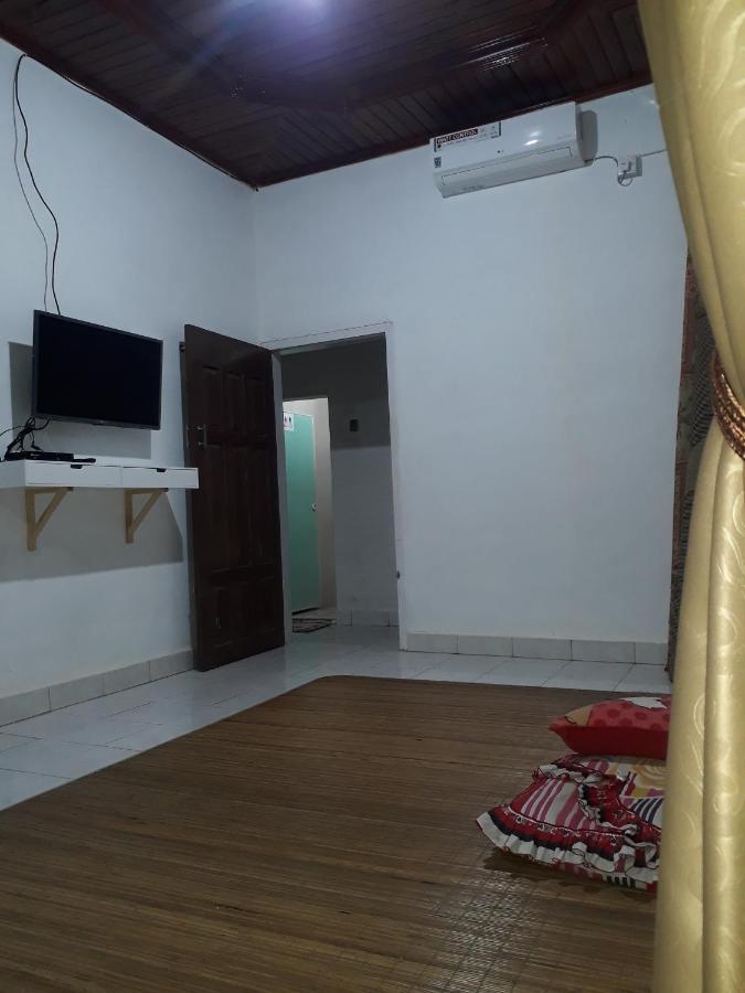 Bumimi Homestay Painan Exterior photo