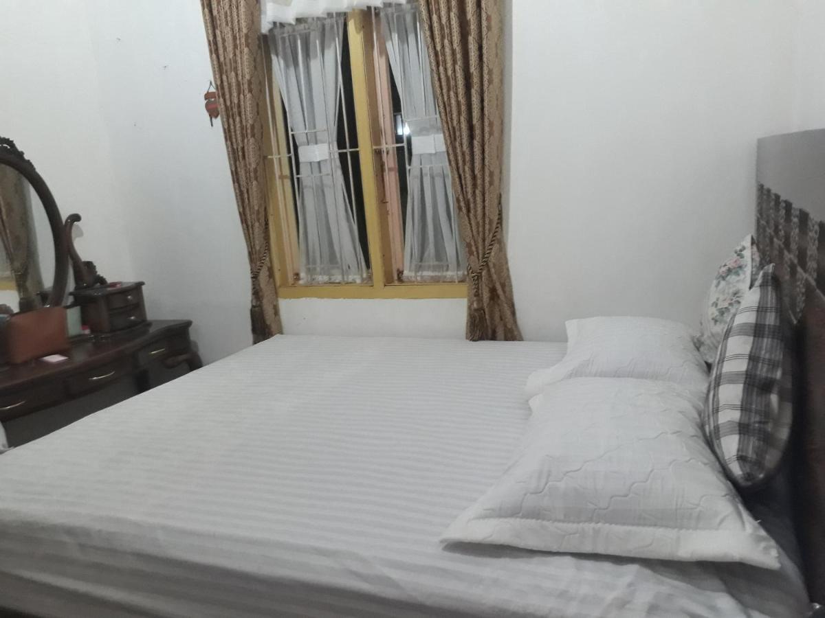 Bumimi Homestay Painan Exterior photo