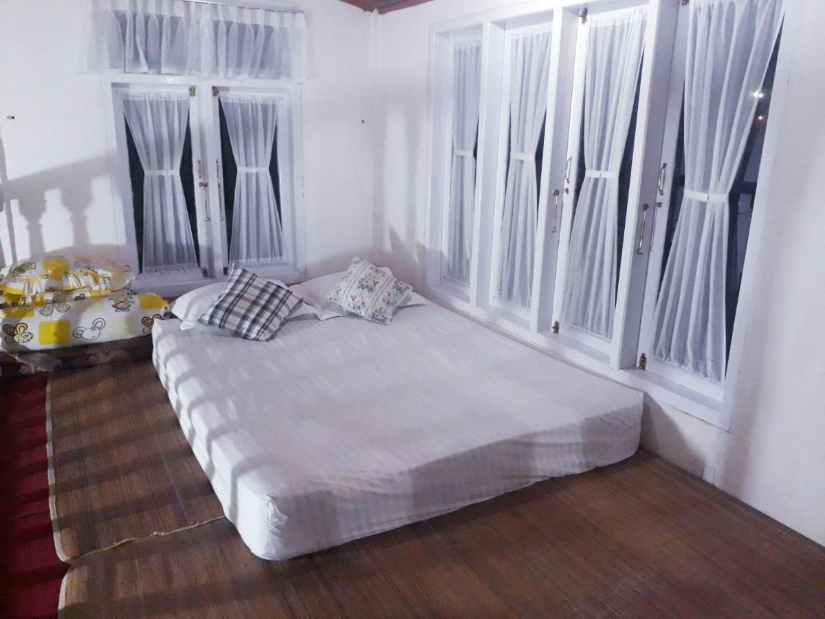 Bumimi Homestay Painan Exterior photo